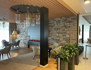 Split Sandstone Split Sandstone