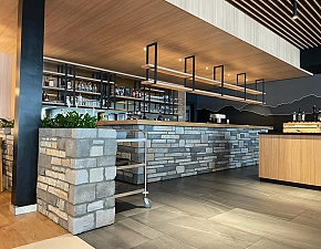 Split Sandstone Split Sandstone